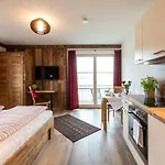 Und Wild 3*
